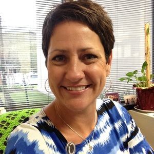 Meet your Posher, Julie